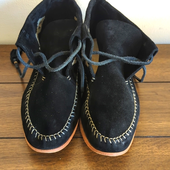 Soludos Black Suede Embroidered Moccasin Tassel Ankle Booties - Picture 7 of 16